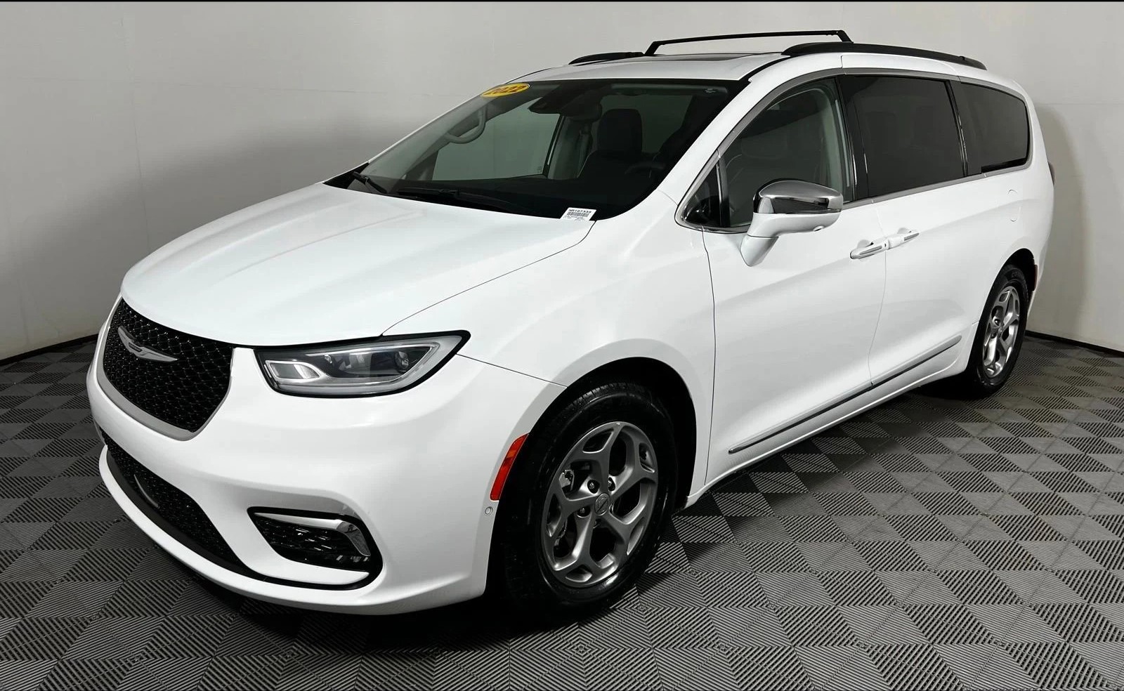 imgi_38_291224b7f5b804224d4f0a6b59c0d18bx